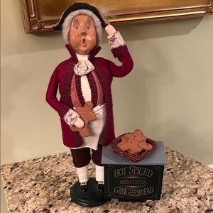 Byers’ Choice 1996 Cries of London Gingerbread Vendor Caroler